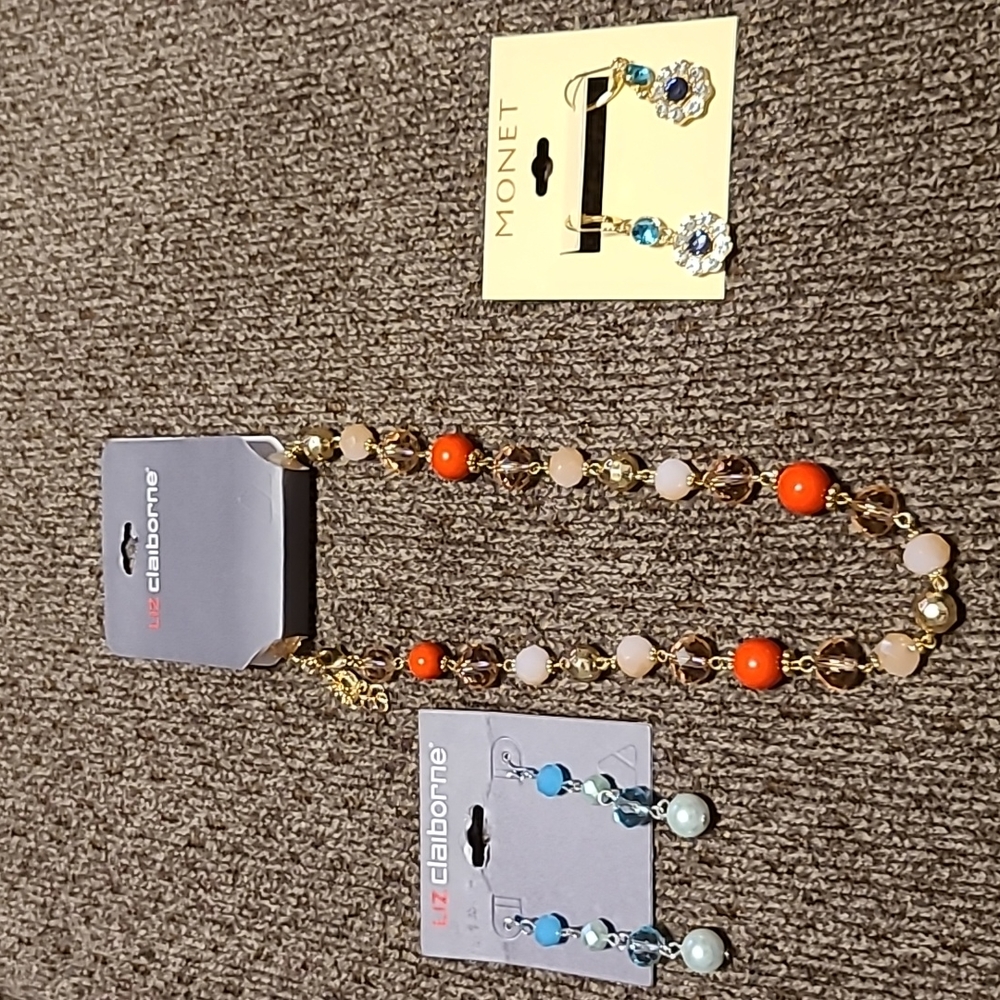 3 PIECES FASHION JEWELRY BUNDLE